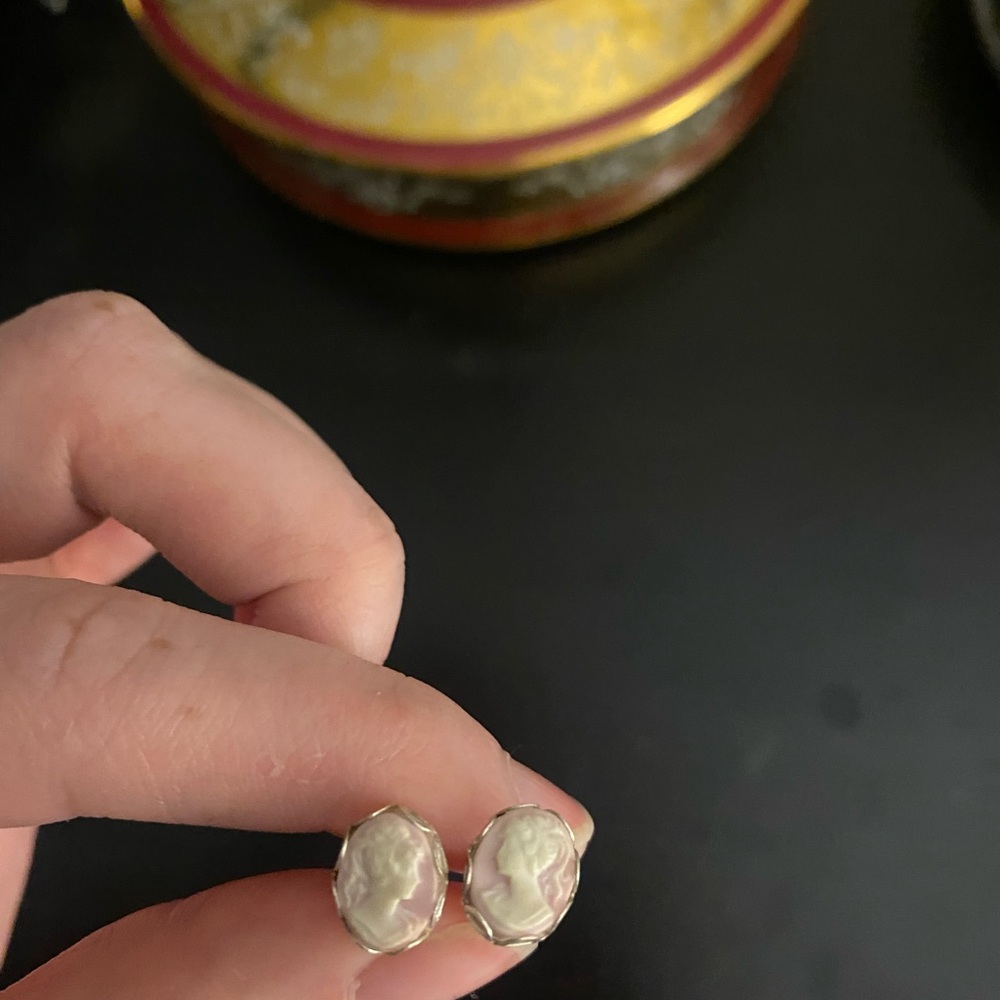 Vintage pink Cameo Earrings
